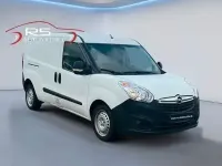 Gebraucht Opel Combo 95 PS (69 kW) 2017 Weiß Van / Kleinbus