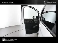 Gebraucht Mercedes V300 Avantgarde 237 PS (174 kW) 2026 Weiß Van / Kleinbus
