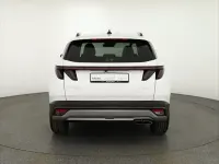 Neu Hyundai Tucson 150 PS (110 kW) 2025 Silber SUV