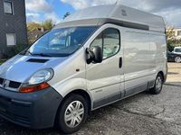 Gebraucht Renault Trafic 100 PS (73 kW) 2006 Silber Van / Kleinbus