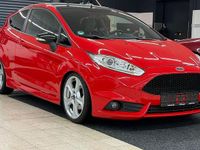 Gebraucht Ford Fiesta ST 182 PS (133 kW) 2014 Rot Kleinwagen
