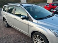 Gebraucht Ford Focus 100 PS (73 kW) 2009 Silber Kombi