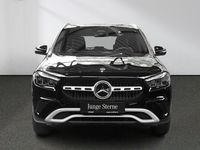 Gebraucht Mercedes GLA200 163 PS (119 kW) 2024 Unilack nachtschwarz SUV