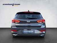 Gebraucht Hyundai i30 Advantage 101 PS (74 kW) 2025 Grau Limousine