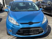 Gebraucht Ford Fiesta Titanium 97 PS (71 kW) 2009 Blau Kleinwagen
