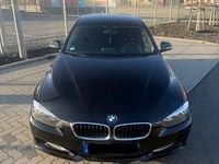 Gebraucht BMW 316 Sport Line 136 PS (100 kW) 2013 Schwarz Limousine