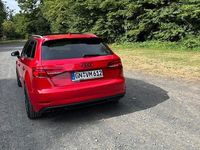 Gebraucht Audi A3 S-Line 150 PS (110 kW) 2018 Rot Limousine