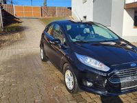 Gebraucht Ford Fiesta 101 PS (74 kW) 2016 Schwarz Kleinwagen