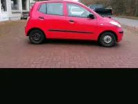 Gebraucht Hyundai i10 67 PS (49 kW) 2009 Rot Kleinwagen