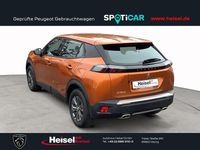 Gebraucht Peugeot 2008 Active 131 PS (96 kW) 2022 Orange SUV