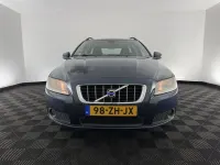 Gebraucht Volvo V70 Momentum 145 PS (106 kW) 2008 Blau Kombi