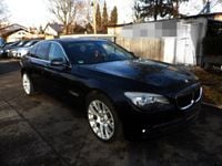Gebraucht BMW 730 Sport Line 245 PS (180 kW) 2011 Schwarz metallic Limousine