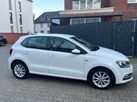 Gebraucht VW Polo Allstar 90 PS (66 kW) 2015 Weiß Limousine