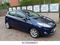 Gebraucht Ford Fiesta Titanium 75 PS (55 kW) 2010 Blau Kleinwagen