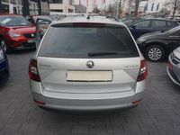 Gebraucht Skoda Octavia Clever 150 PS (110 kW) 2018 Silber Kombi