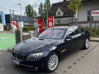 Usata BMW 750 408 CV (300 kW) 2009 Blu Berlina