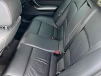 Gebraucht BMW 320 184 PS (135 kW) 2011 Kombi
