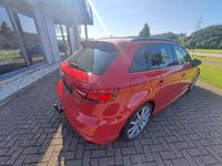 Gebraucht Audi A3 150 PS (110 kW) 2018 Tangorot Limousine