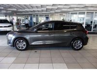 Gebraucht Ford Focus Titanium 125 PS (91 kW) 2023 Metallic) (grau Limousine