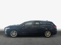 Gebraucht Ford Mondeo Titanium 150 PS (110 kW) 2022 Blau Kombi