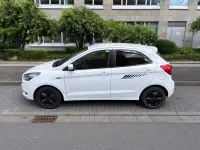 Gebraucht Ford Ka Plus 69 PS (50 kW) 2017 Weiß Kleinwagen