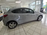 Gebraucht Mazda 2 90 PS (66 kW) 2024 Grau Kleinwagen