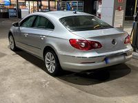 Gebraucht VW Passat 125 PS (91 kW) 2010 Silber Limousine