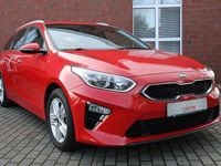 Gebraucht Kia Ceed Vision 140 PS (102 kW) 2019 Rot Kleinwagen