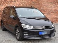 Gebraucht VW Touran S 150 PS (110 kW) 2021 Schwarz Van / Kleinbus