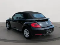 Gebraucht VW Beetle Cabriolet Basis 105 PS (77 kW) 2015 Ebenholzschwarz Cabrio