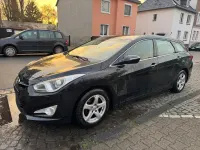 Gebraucht Hyundai i40 135 PS (99 kW) 2012 Schwarz Kombi