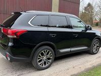 Gebraucht Mitsubishi Outlander Plus 150 PS (110 kW) 2015 Schwarz SUV