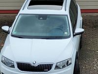 gebraucht Skoda Octavia 2.0 TDI Green tec DSG 4x4 Scout Comb...