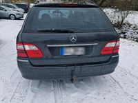 Gebraucht Mercedes E320 204 PS (150 kW) 2004 Schwarz Kombi