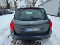 Gebraucht Peugeot 308 114 PS (83 kW) 2013 Grau Kombi