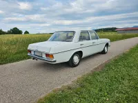 Gebraucht Mercedes 220 105 PS (77 kW) 1969 Weiß Limousine