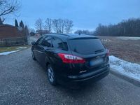 Usata Ford Focus 125 CV (91 kW) 2014 Nero Station wagon