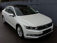 Gebraucht VW Passat Highline 150 PS (110 kW) 2019 Weiß Limousine