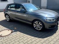 Gebraucht BMW 118 136 PS (100 kW) 2018 Grau Kleinwagen