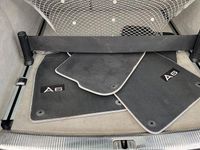 Gebraucht Audi A6 Ambiente 240 PS (176 kW) 2011 Grau Kombi