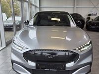 Gebraucht Ford Mustang Mach-E Basis 197 kW (269 PS) 2022 Iconicsilber metallic SUV