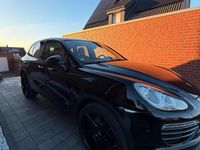 Second-hand Porsche Cayenne Platinum Edition 2014 Negru SUV