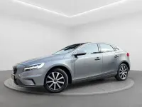 Gebraucht Volvo V40 R-Design 120 PS (88 kW) 2018 Grau Limousine