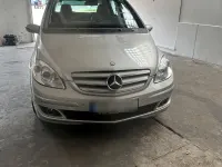 Gebraucht Mercedes B170 116 PS (85 kW) 2006 Silber Van / Kleinbus