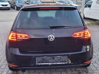 Gebraucht VW Golf VII Cup 105 PS (77 kW) 2014 Deep black perleffekt Kleinwagen