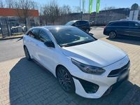 Gebraucht Kia ProCeed GT 204 PS (150 kW) 2024 Weiß Kombi