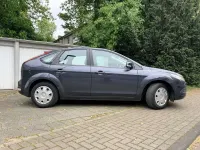 Gebraucht Ford Focus Ambiente 101 PS (74 kW) 2009 Blau Limousine