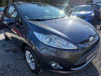 Gebraucht Ford Fiesta Titanium 90 PS (66 kW) 2009 Grau Kleinwagen