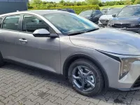 Neu Kia K4 116 PS (85 kW) 2026 Grau Limousine