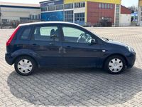 Gebraucht Ford Fiesta Style 69 PS (50 kW) 2008 Blau Kleinwagen